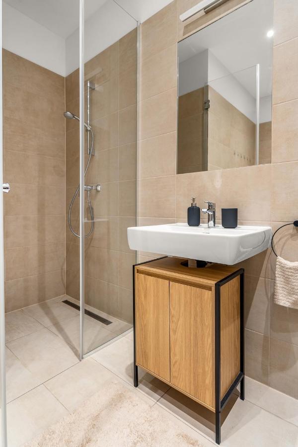 Vienna Chic Residences #Suite 7 ภายนอก รูปภาพ