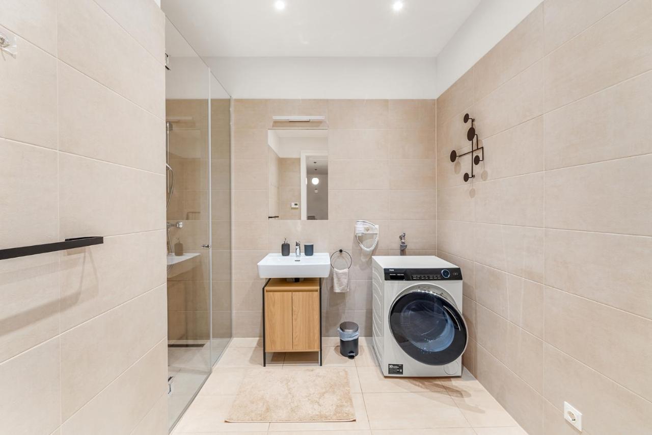Vienna Chic Residences #Suite 7 ภายนอก รูปภาพ